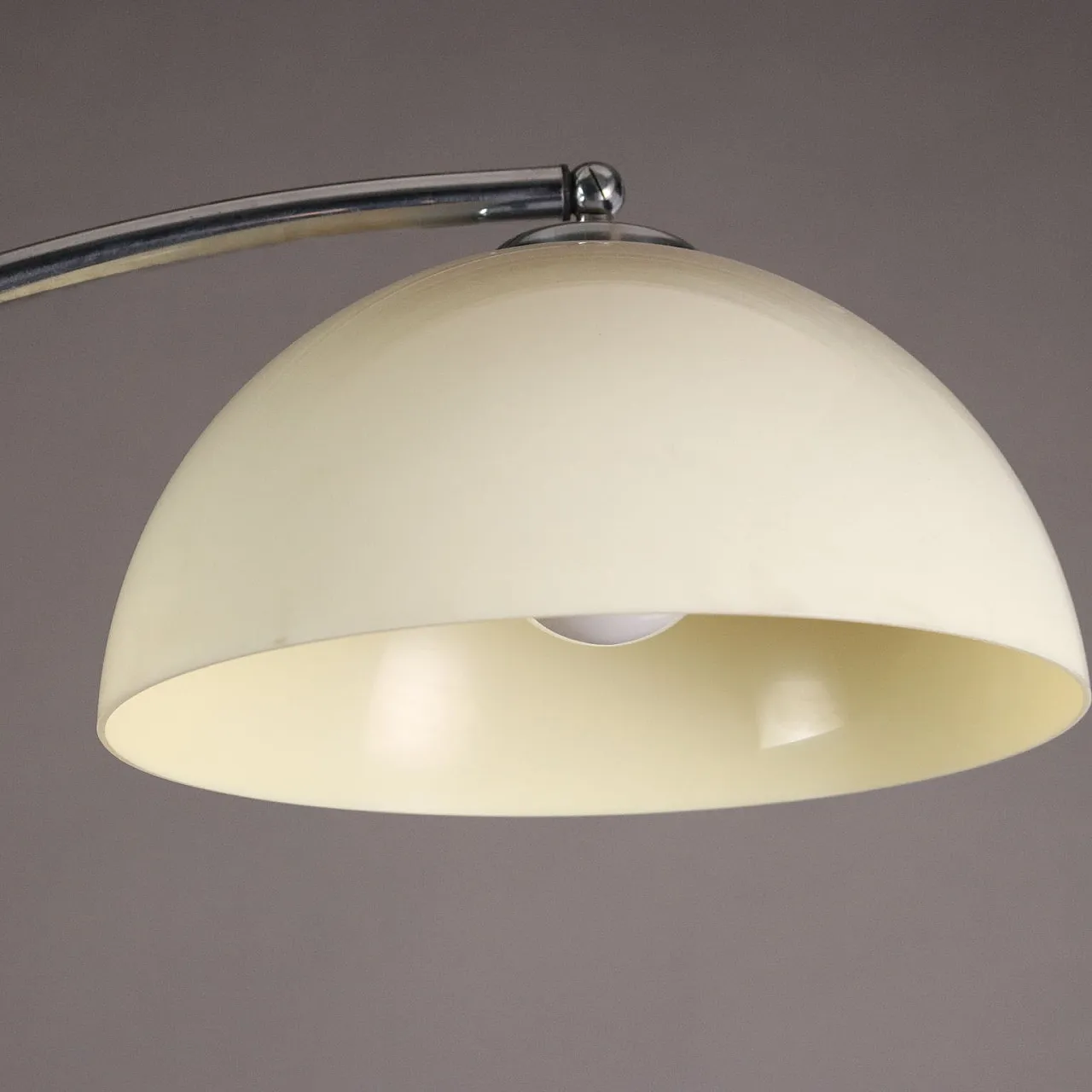 Lampada da terra con base in marmo, anni '70 5