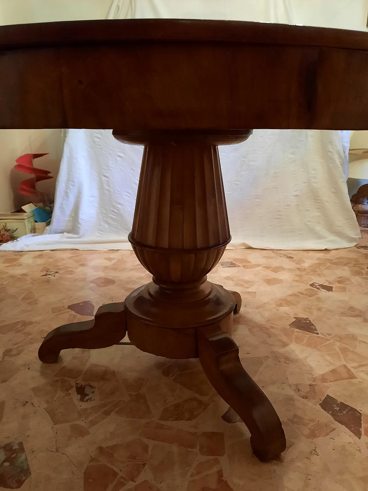 Round Empire style table, 20th century 6