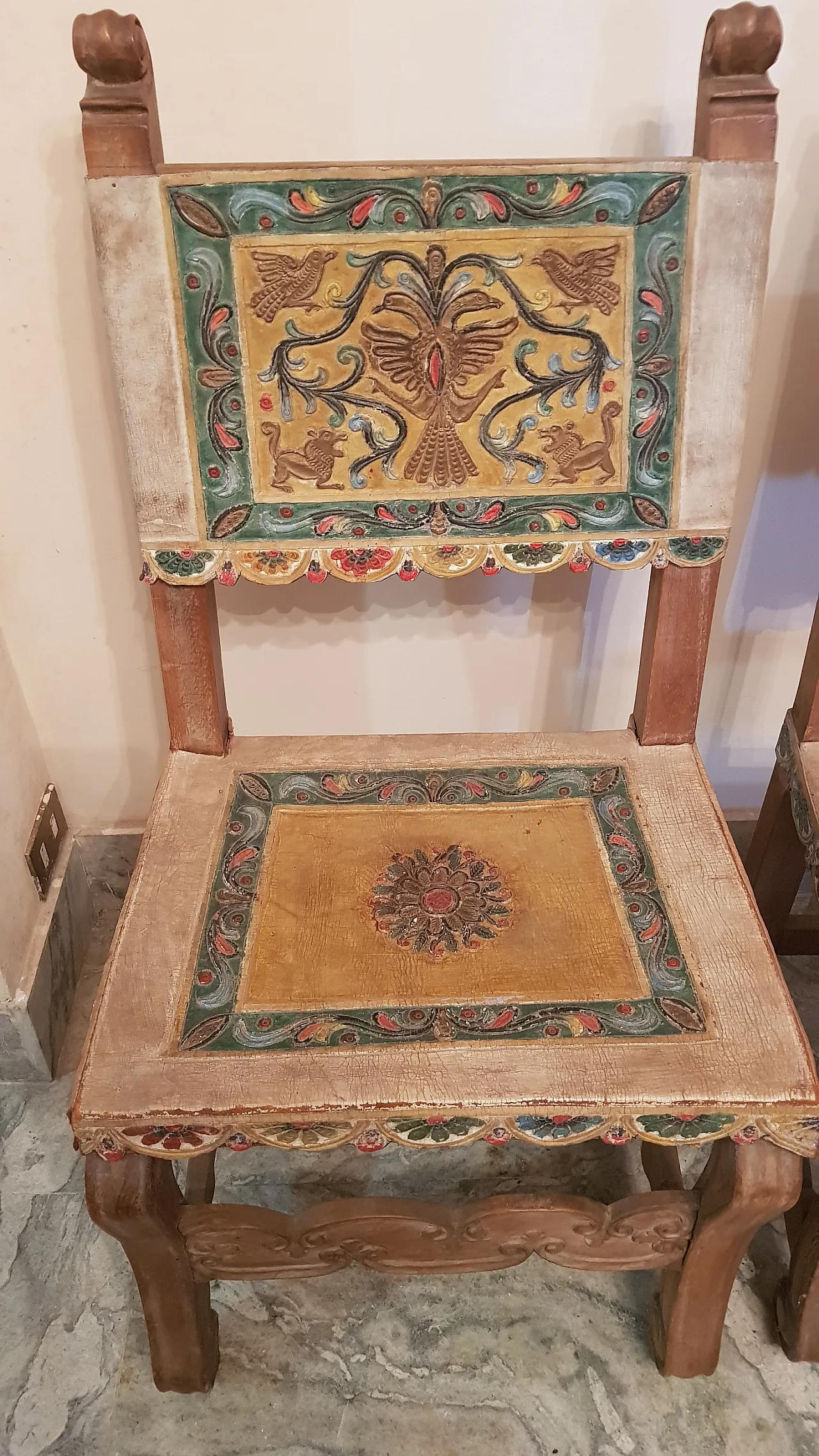 Coppia di sedie in stile coloniale in pelle, metà '900 3