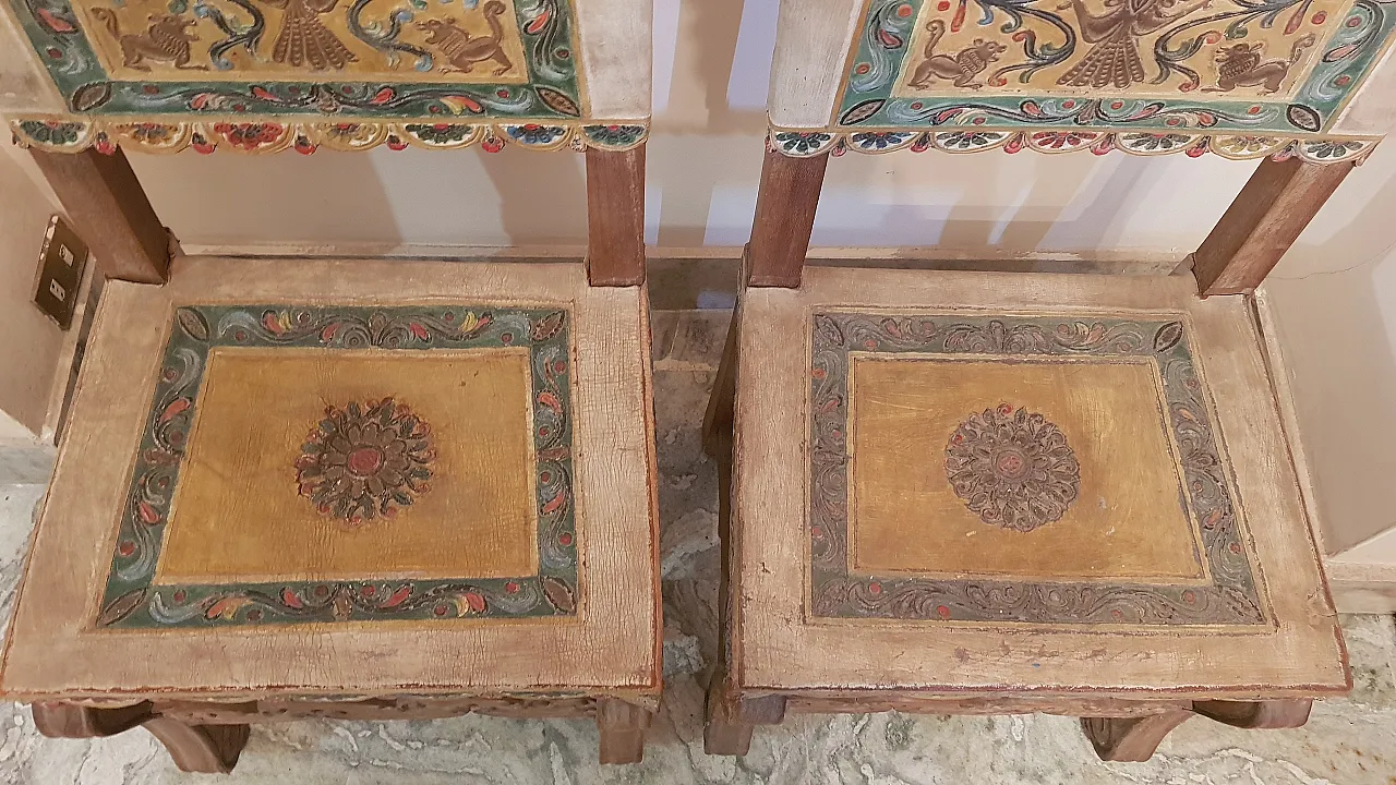 Coppia di sedie in stile coloniale in pelle, metà '900 4