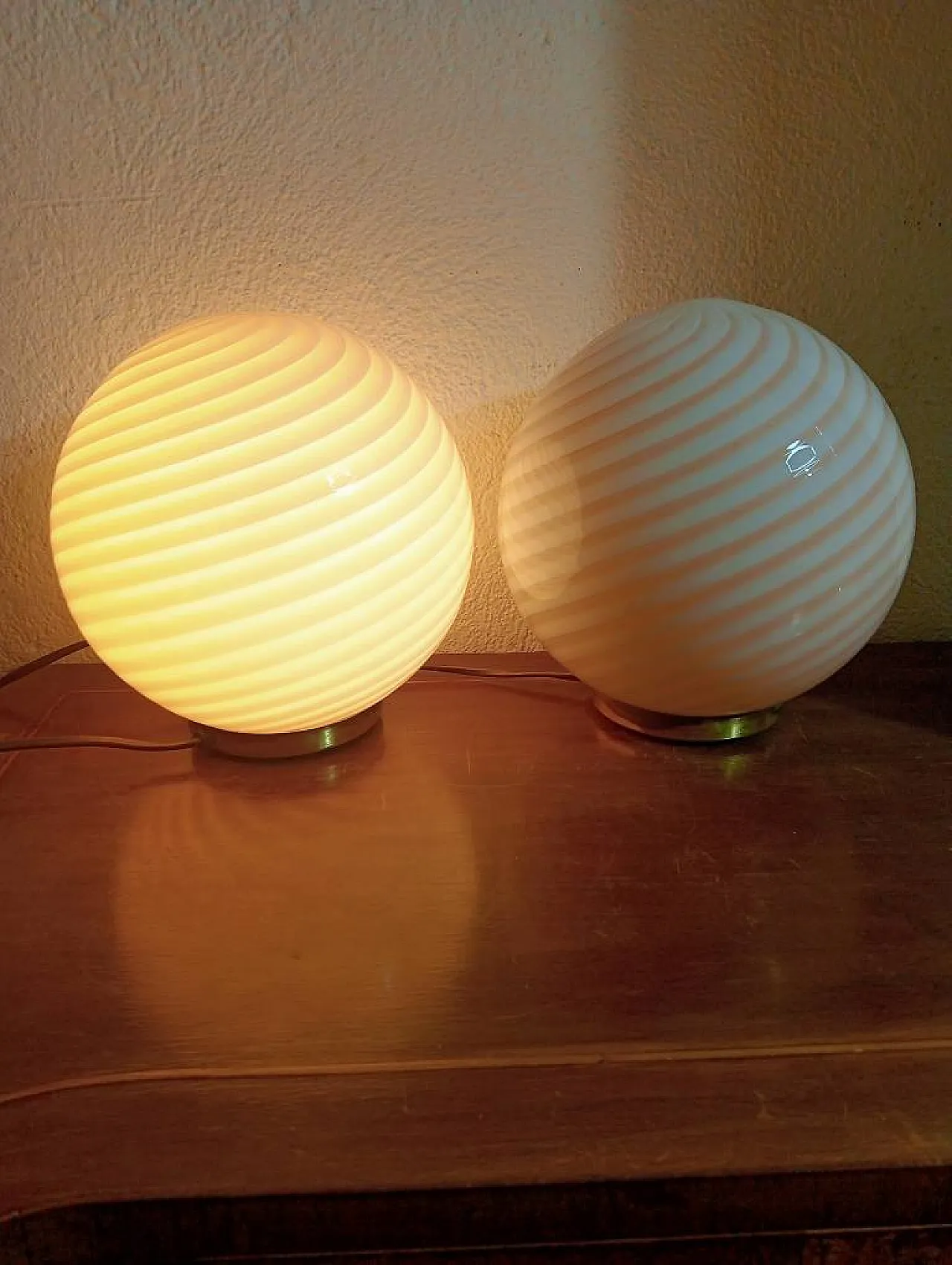 Pair of Murano glass lamps in the style of Venini, 1960s 1
