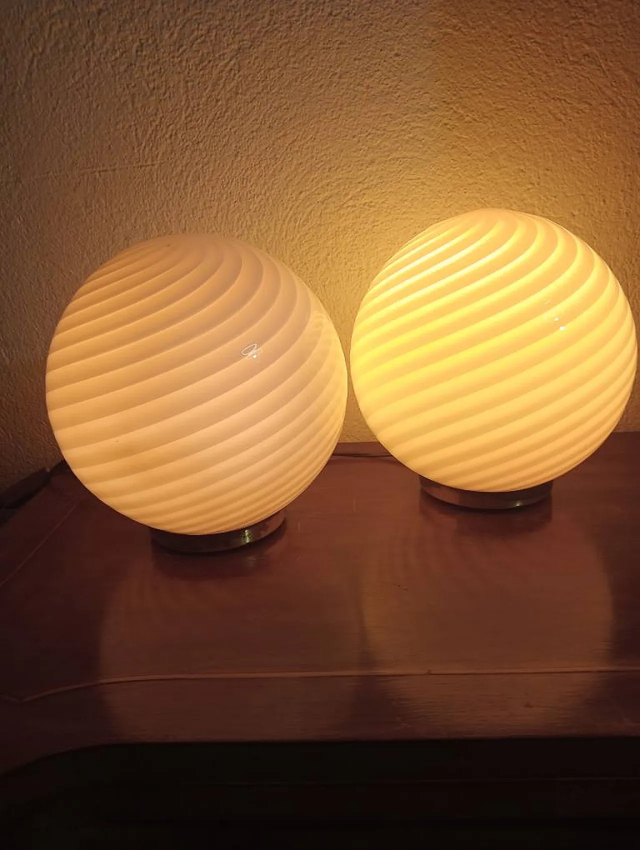 Pair of Murano glass lamps in the style of Venini, 1960s 8