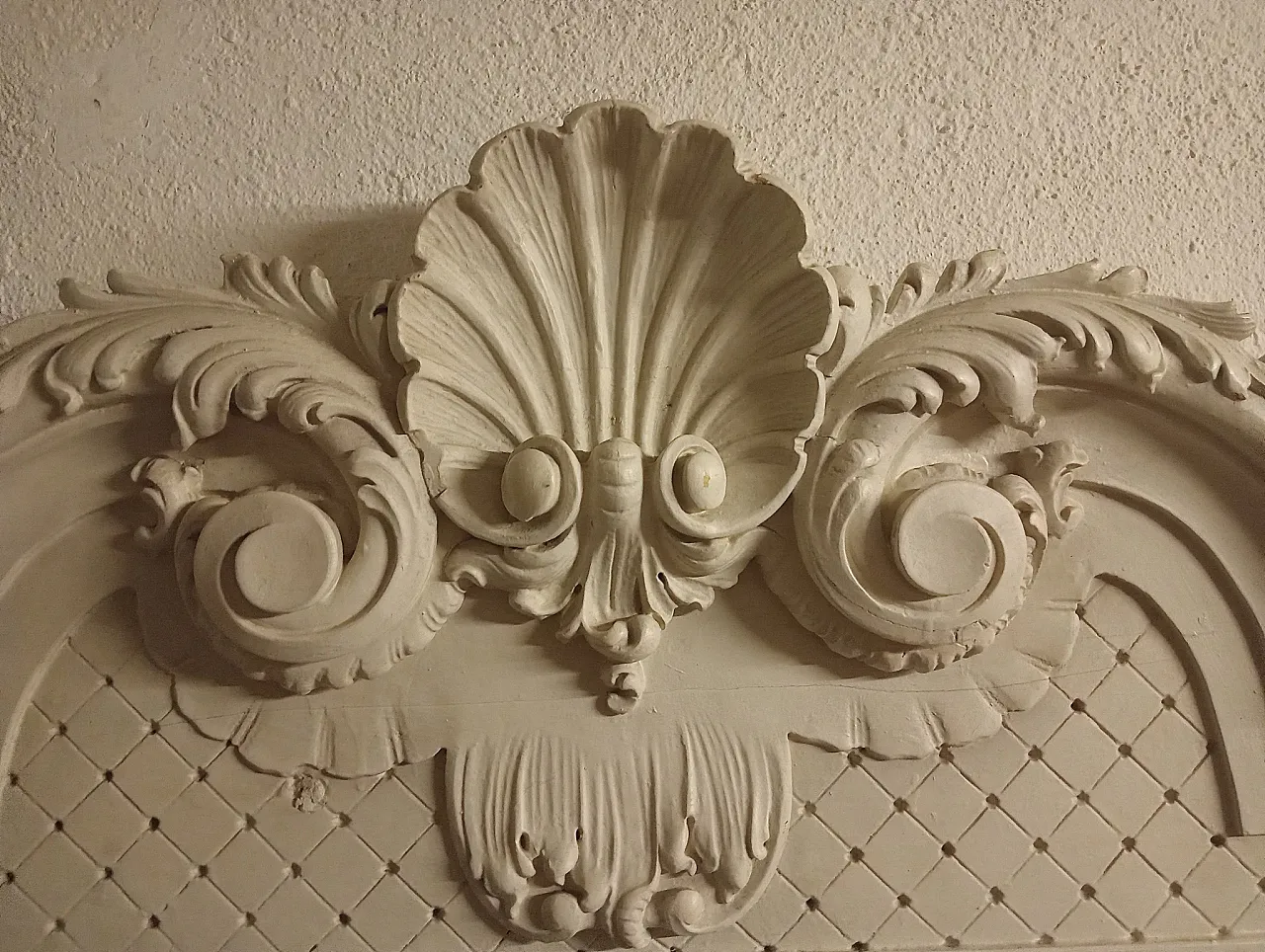 Decorazione sopra porta di legno originale, 18 ° secolo 4