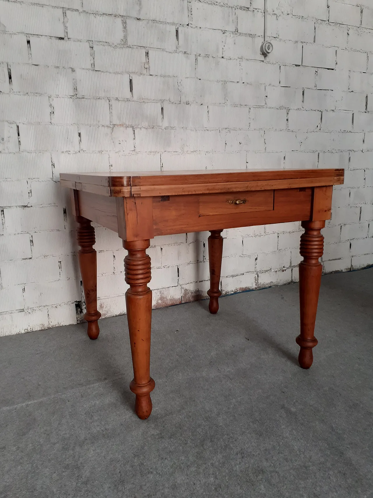 Rustic extensible wooden table, 1930s 2