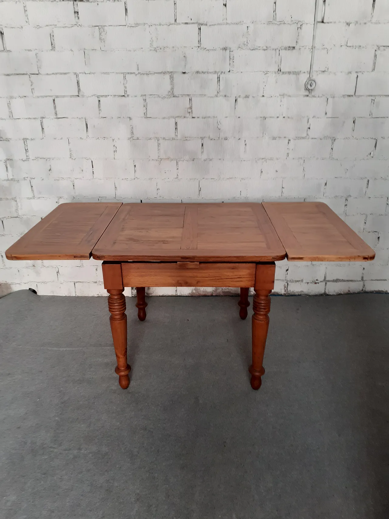 Rustic extensible wooden table, 1930s 12