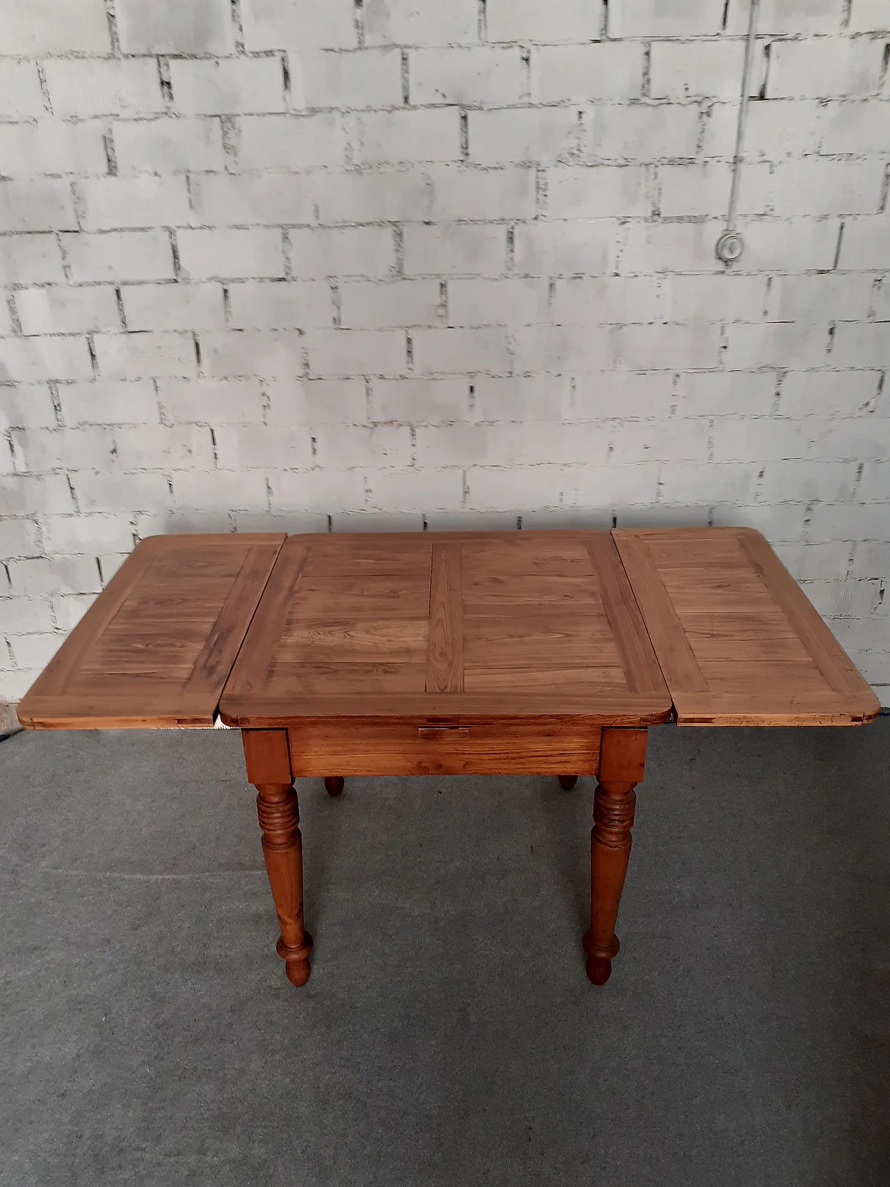 Rustic extensible wooden table, 1930s 13