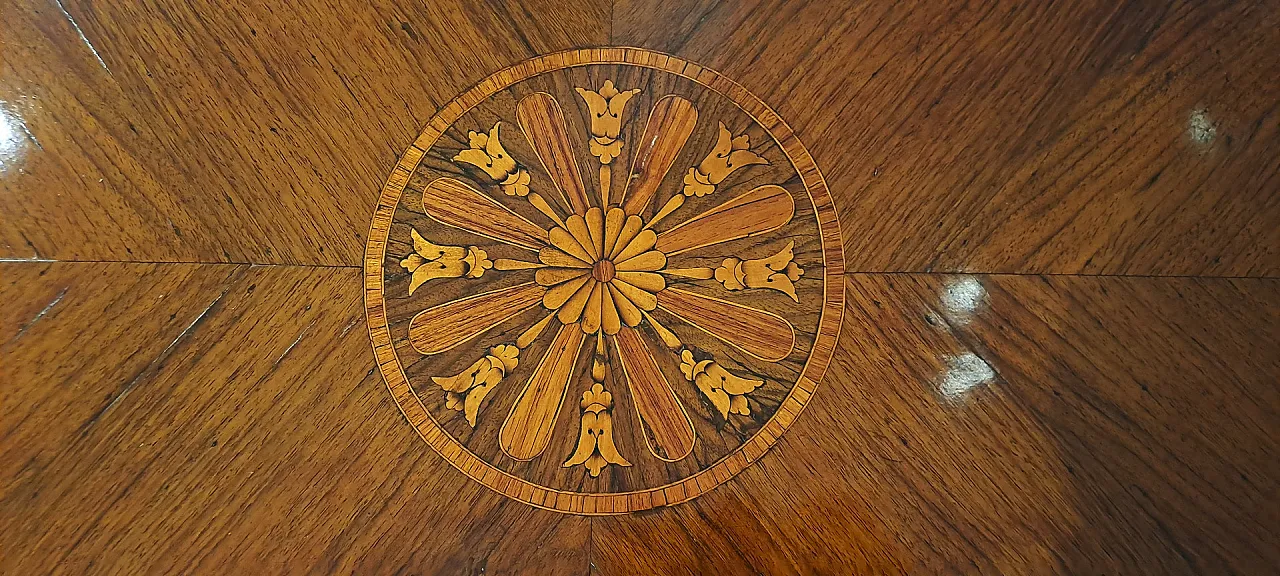 Neoclassical writing desk in walnut, late 18th century 1