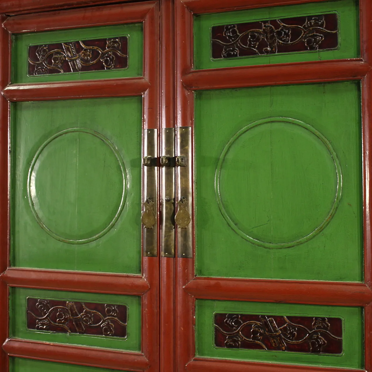 Armadio cinese laccato, '900 4