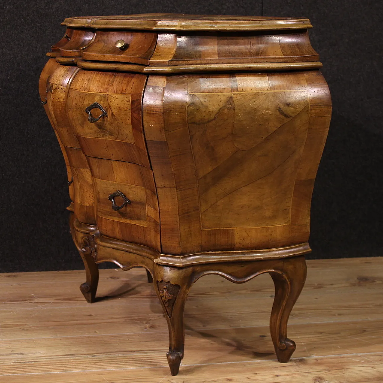 Small wooden dresser, '900 4