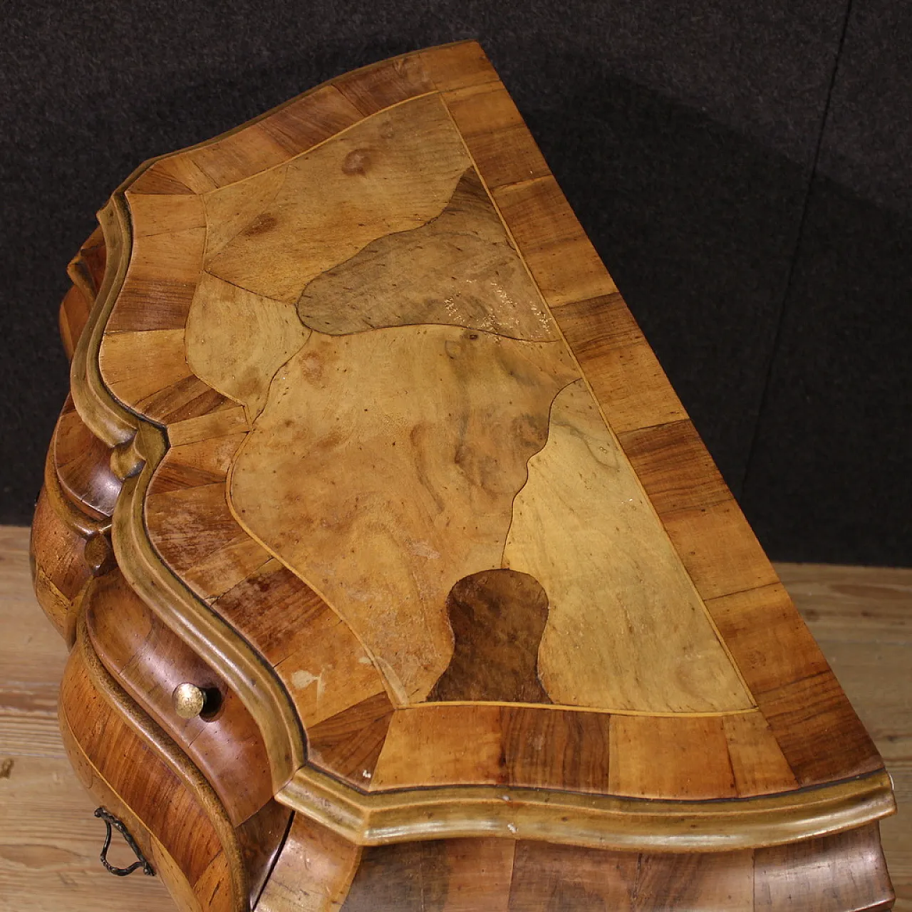 Small wooden dresser, '900 7