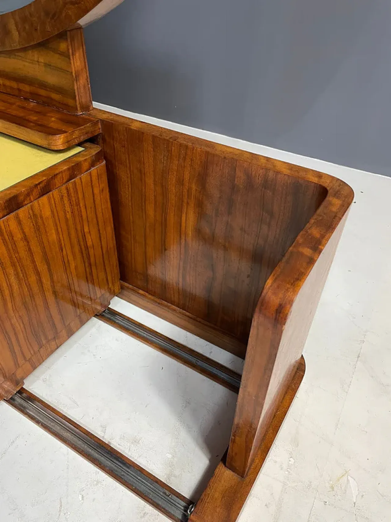 Mobile da toeletta con sgabello in noce, anni '30 5