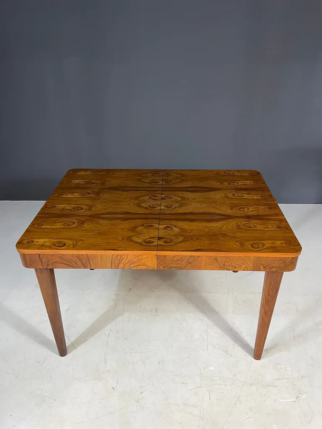 Tavolo da pranzo allungabile di Jindřich Halabala, anni '50 12