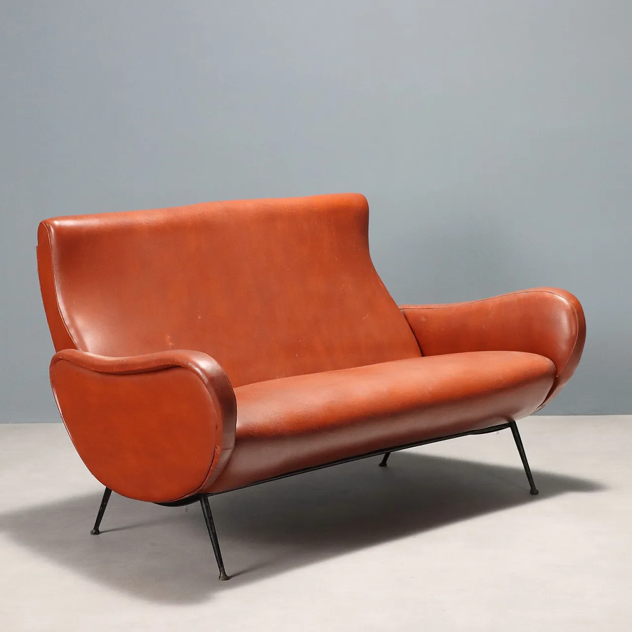 Sofa in red leatherette and meta, 1950s 1