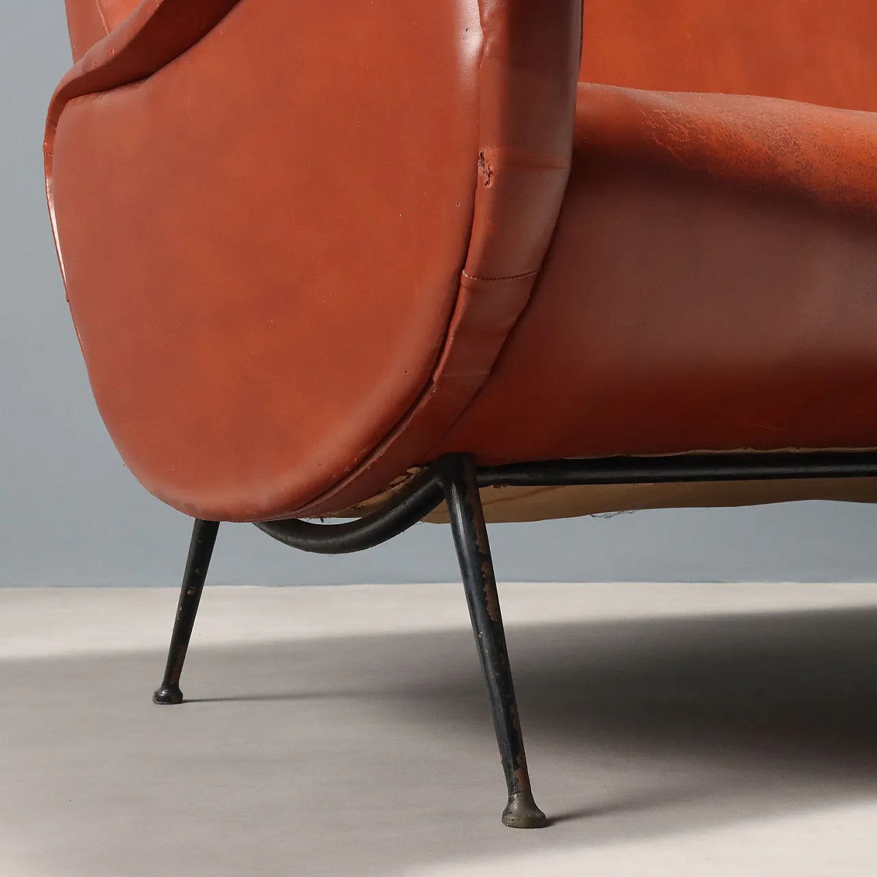 Sofa in red leatherette and meta, 1950s 5