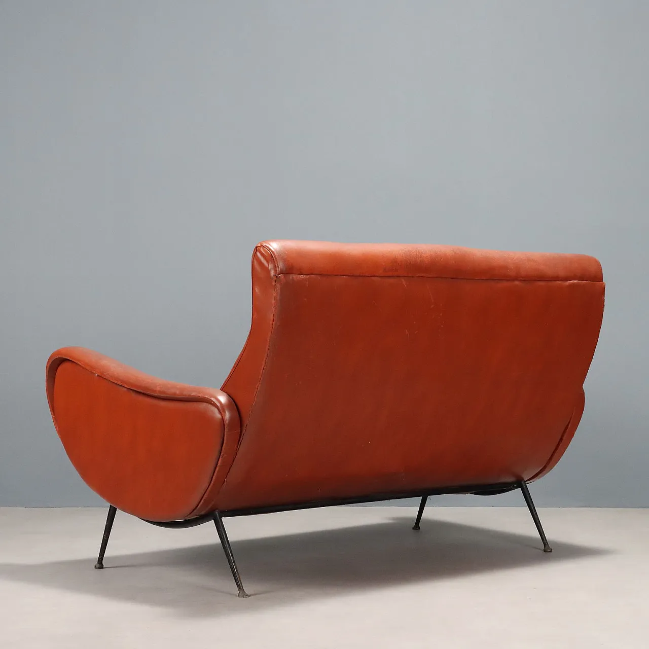 Sofa in red leatherette and meta, 1950s 7