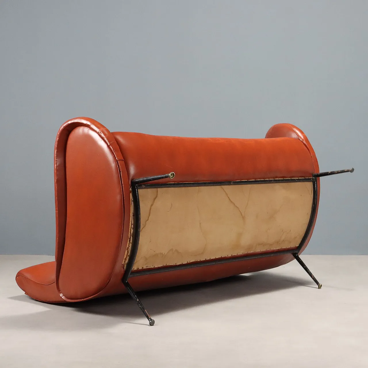 Sofa in red leatherette and meta, 1950s 8