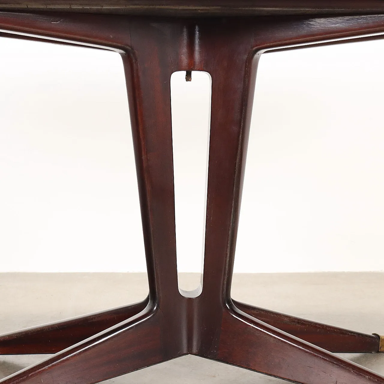 Tavolo da pranzo in legno, ottone e vetro, anni '50 6