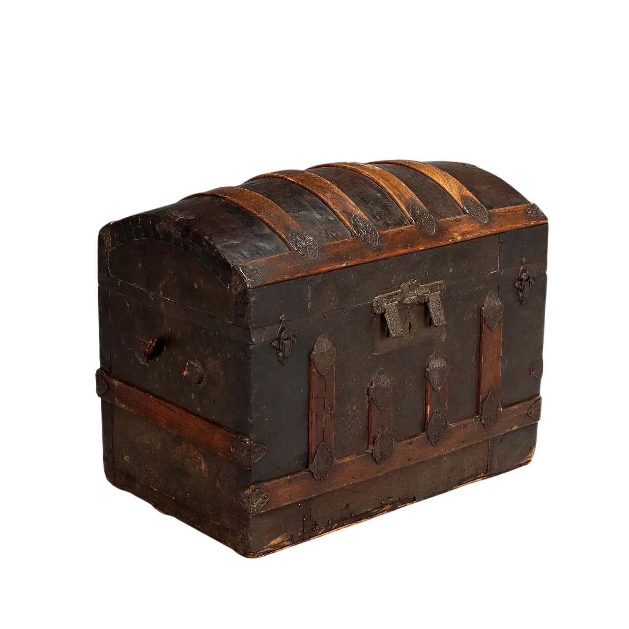 Cassa eclettica in pioppo, argento, abete e metallo, fine '800 11