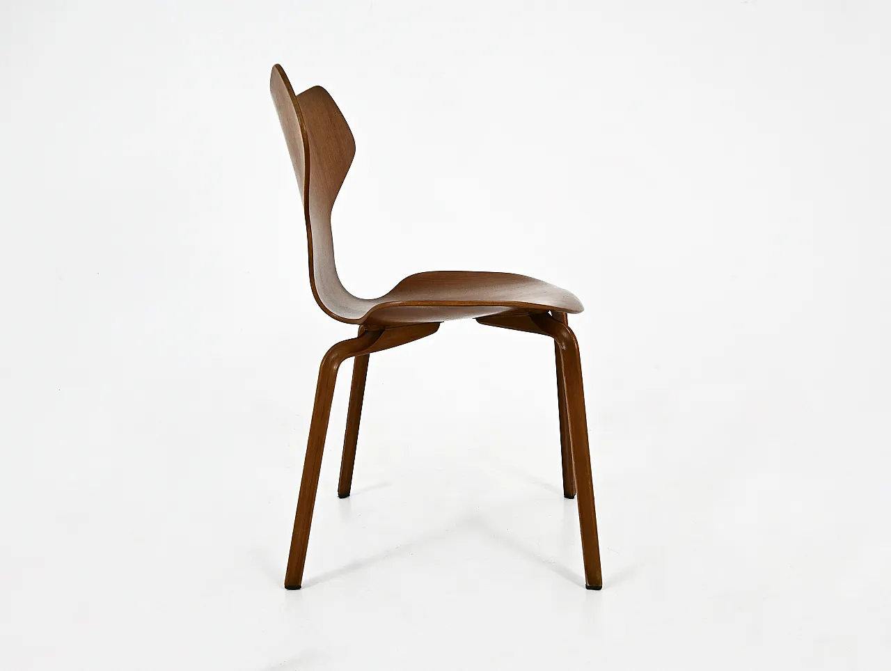 Sedia da pranzo "Grand Prix" di Arne Jacobsen per Fritz Hansen, anni '50 6