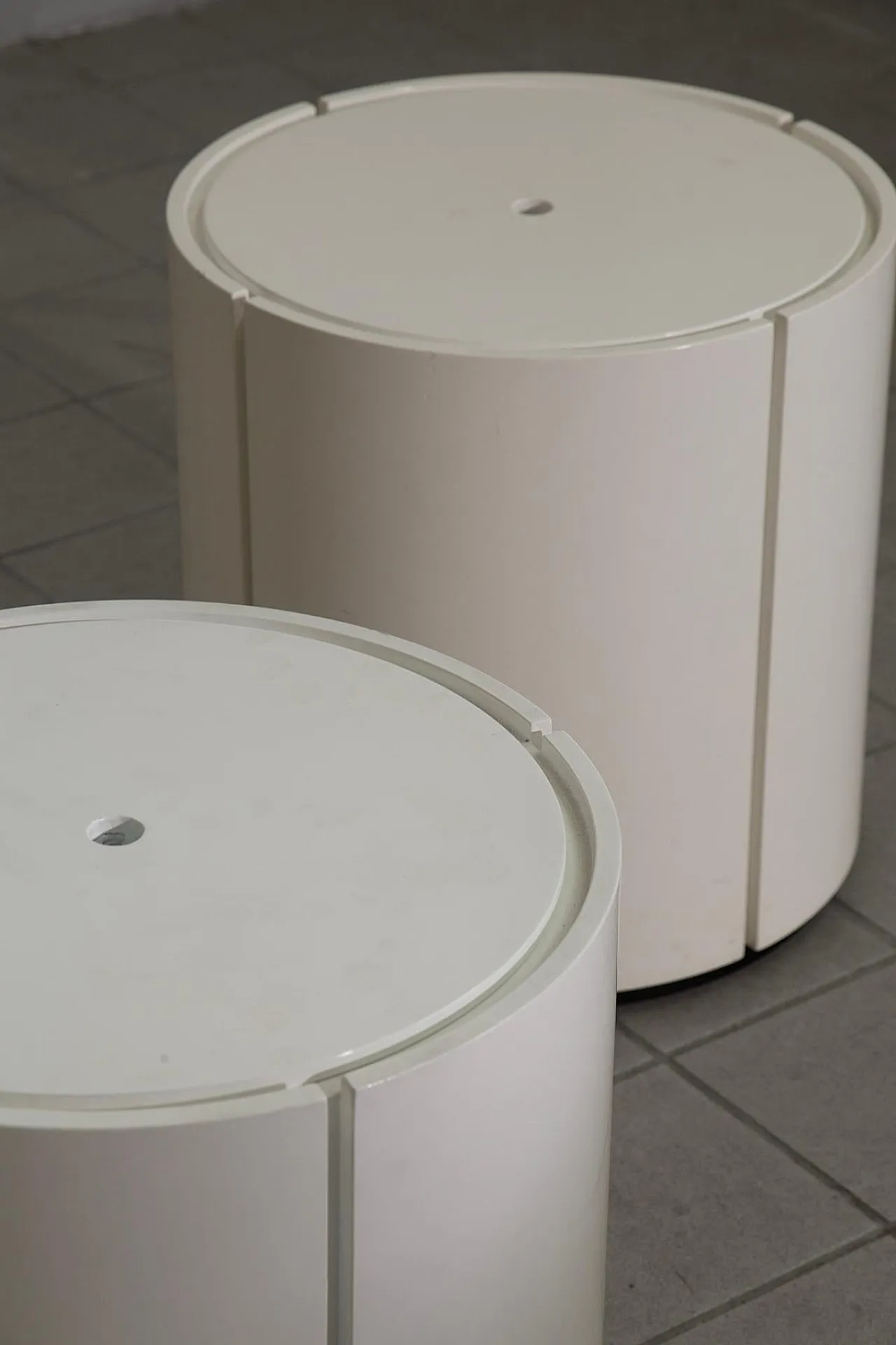 Coppia di comodini contenitori, anni '80 5