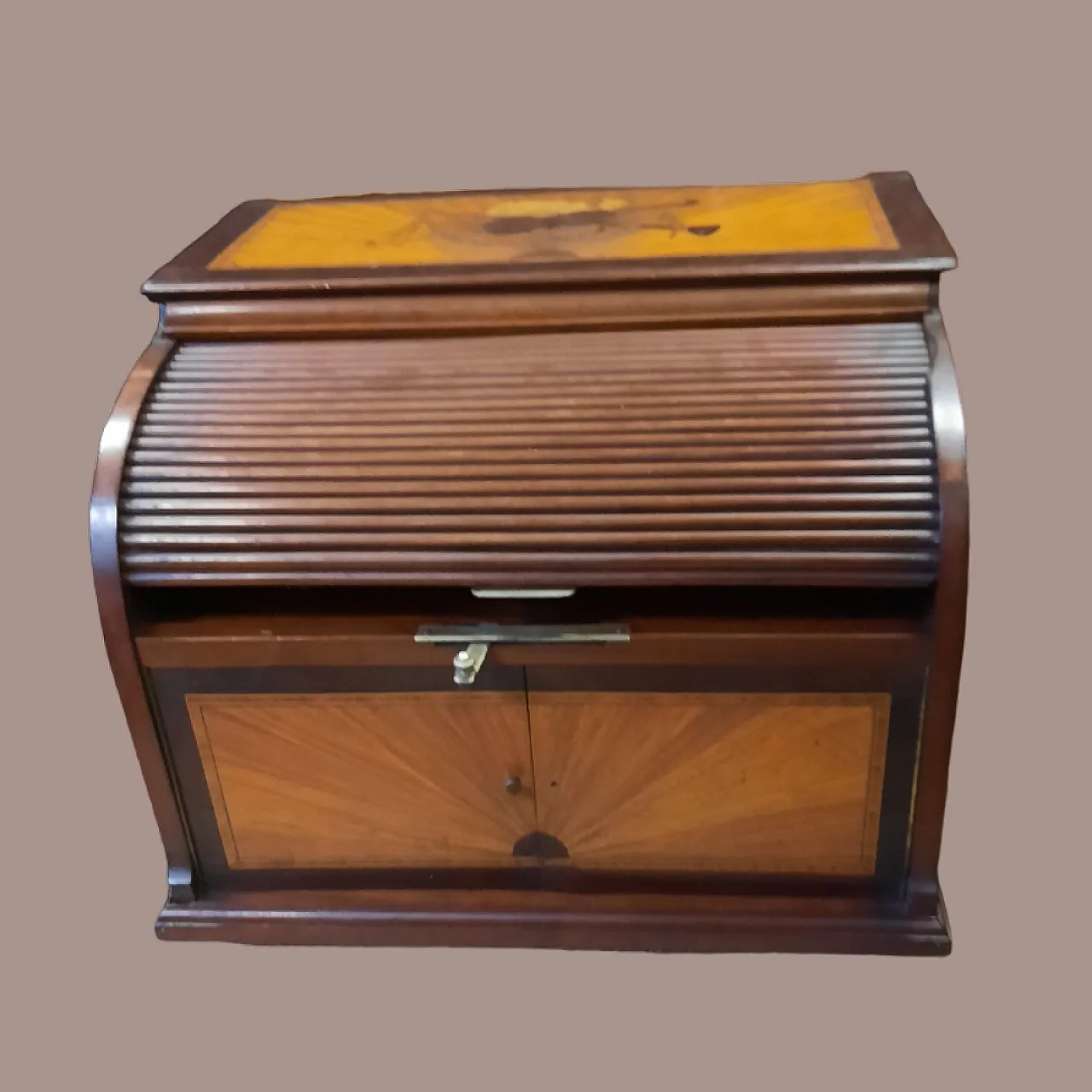 Antico gramophone Pathé of 1904 2