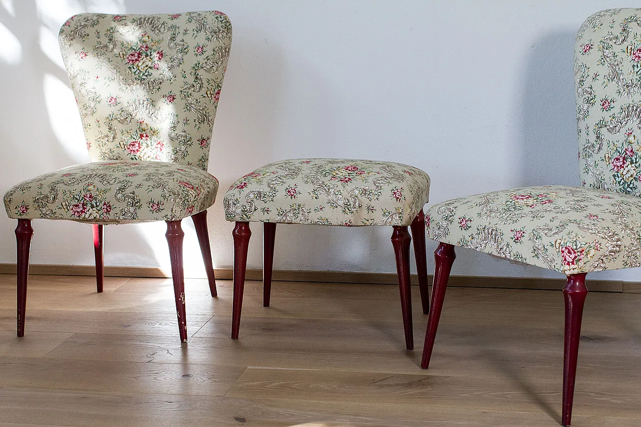 Coppia di poltrone con pouf, anni '50 2