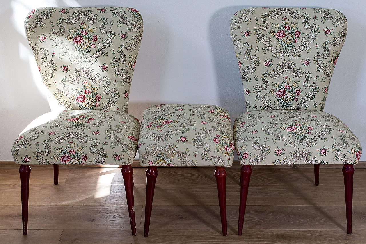Coppia di poltrone con pouf, anni '50 3