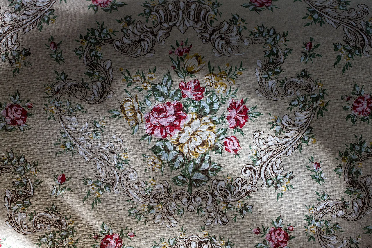 Coppia di poltrone con pouf, anni '50 5