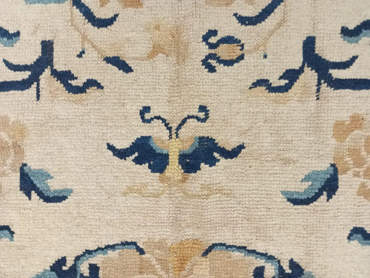 Ninxia rug, mid-19th century 3