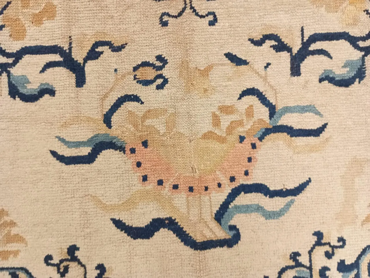Ninxia rug, mid-19th century 5