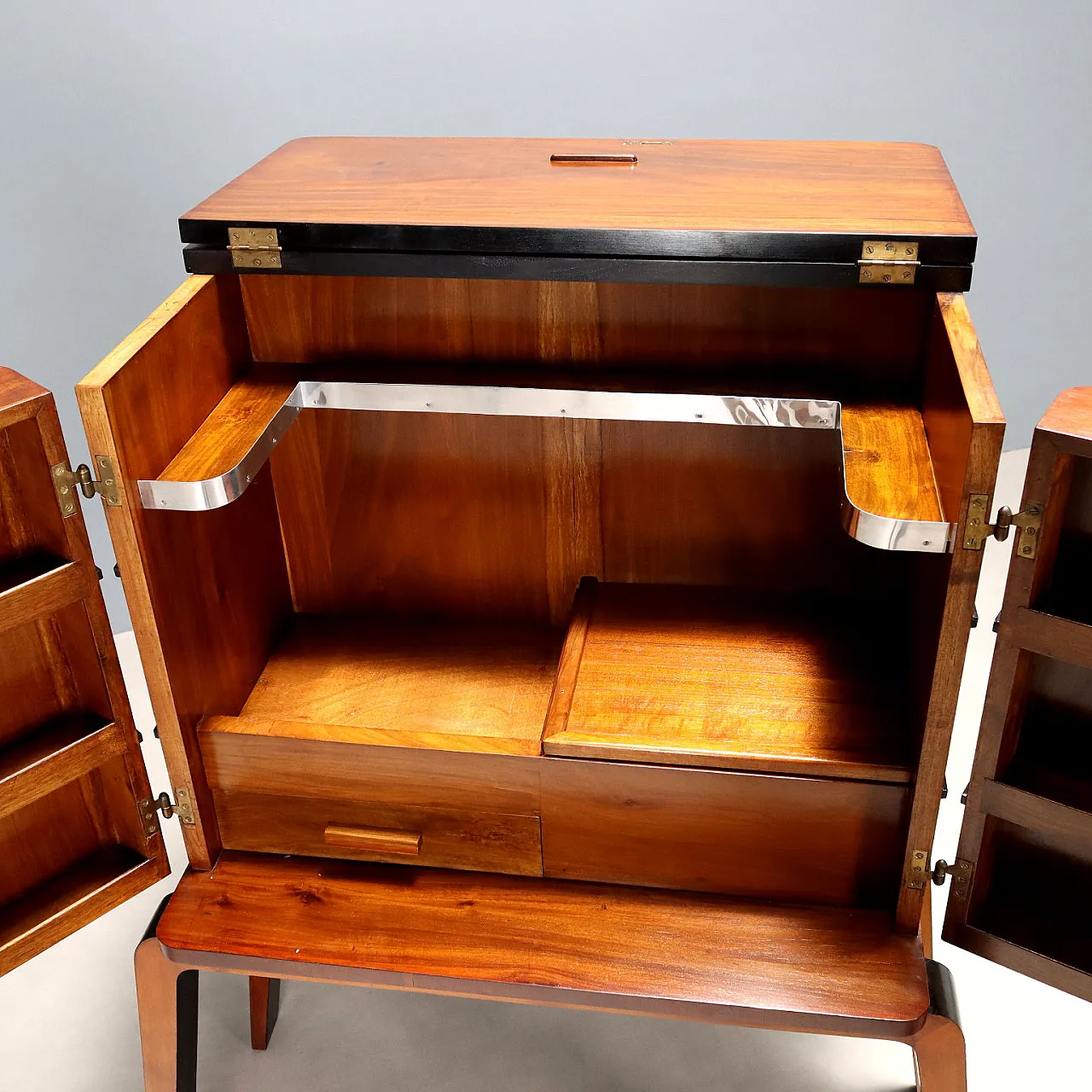 Bar cabinet in beech and walnut, 1950s 5