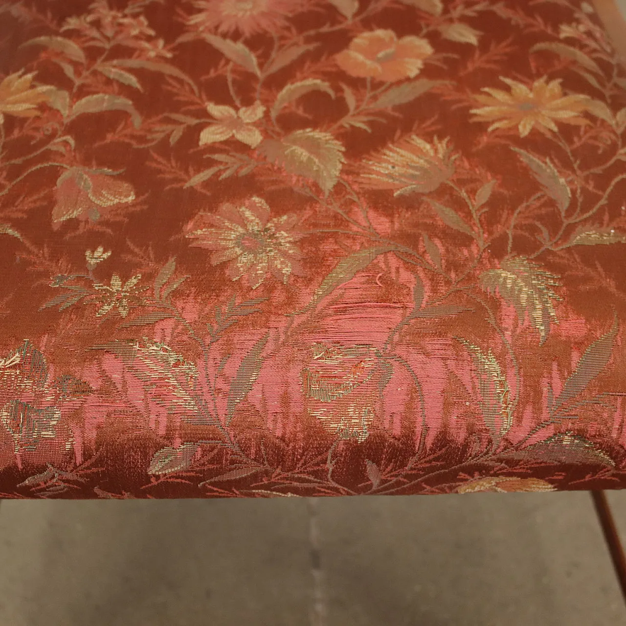 Poltrona in mogano con braccioli a vista, anni '50 7