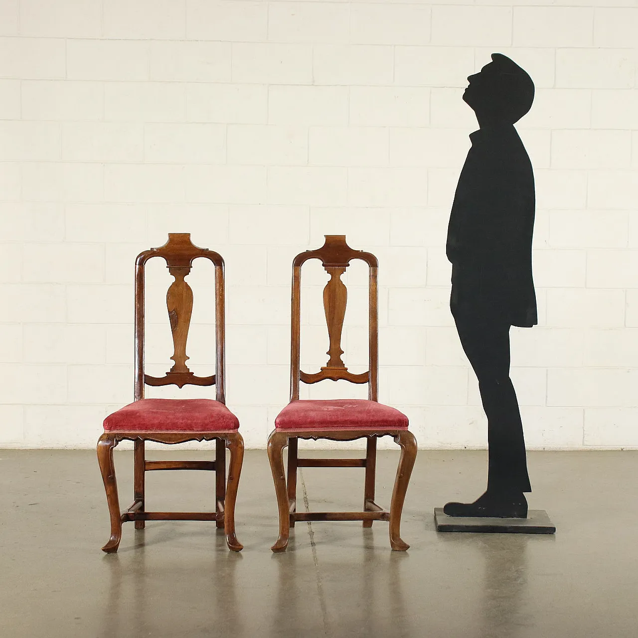 Coppia di sedie su modello inglese imbottite, del '700 2