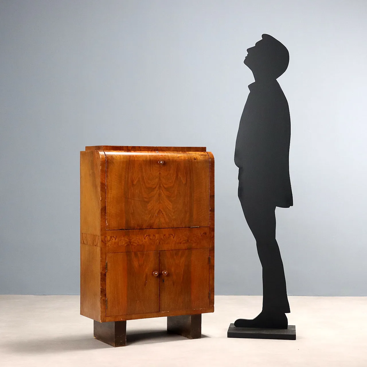 Drop-leaf cabinet in wood, 1940s 3