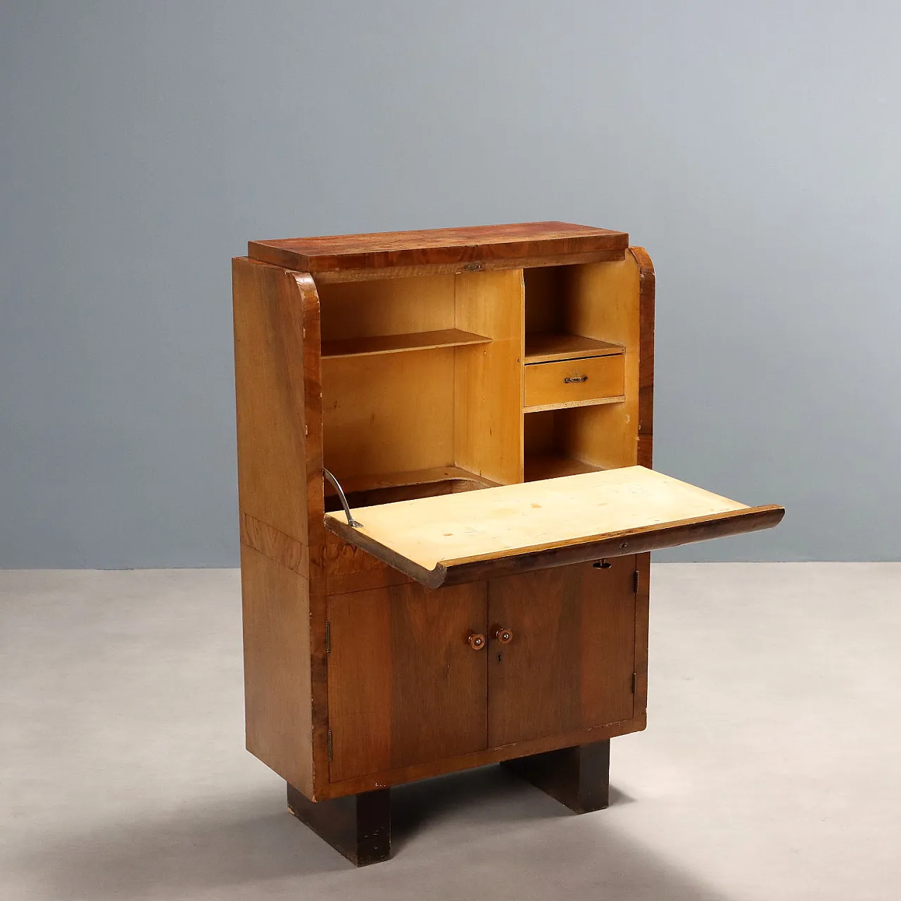 Drop-leaf cabinet in wood, 1940s 6