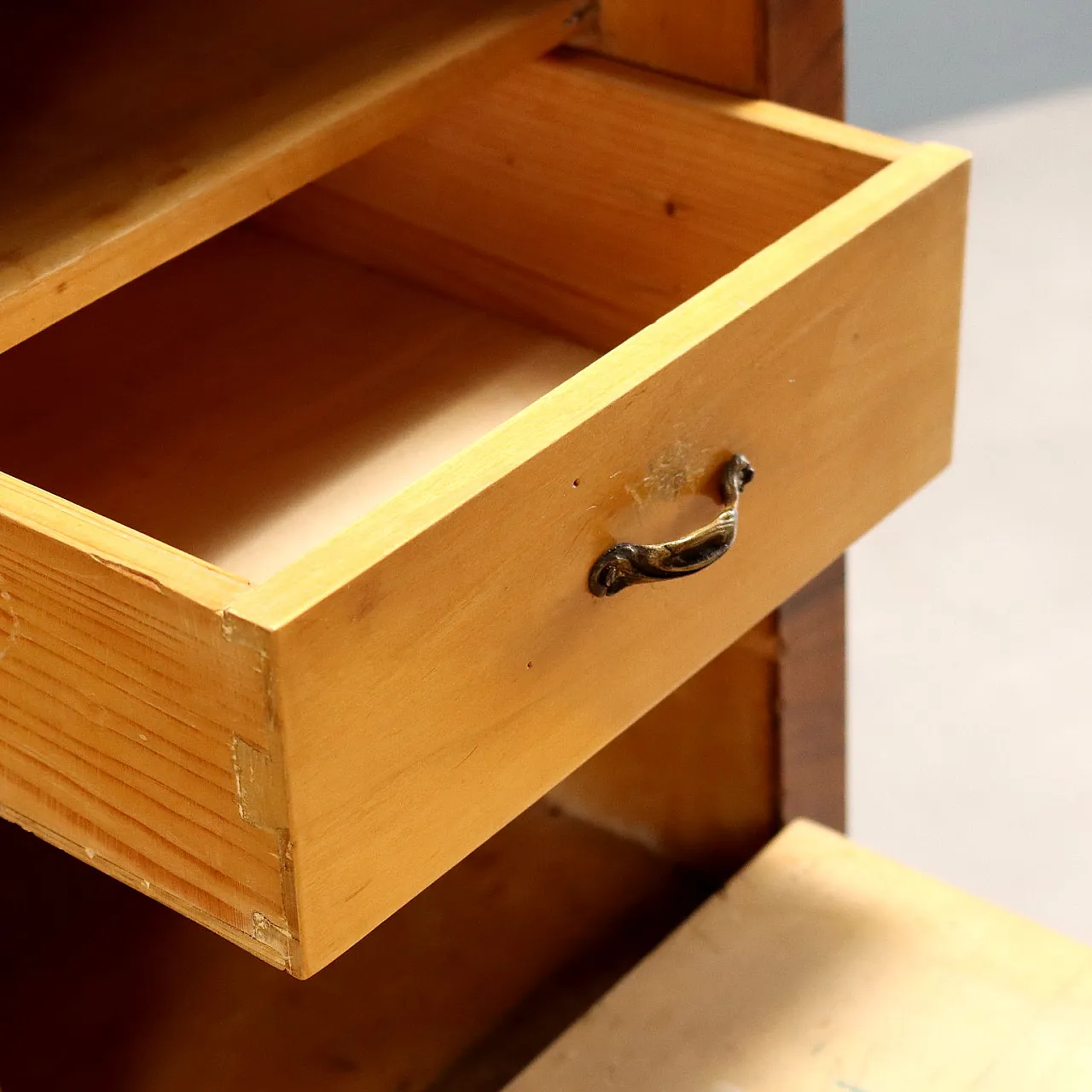 Drop-leaf cabinet in wood, 1940s 10