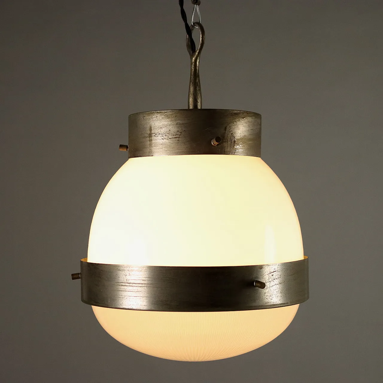 Lampadario Delta di Sergio Mazza per Artemide, anni '60 3