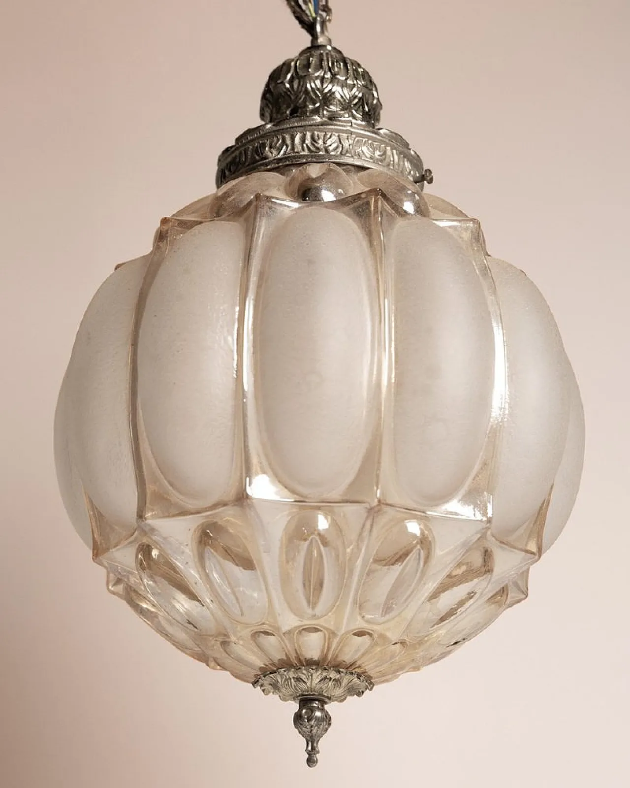 Lampada a sospensione Bubble in vetro rosa Glashütte Limburg, anni '60 3