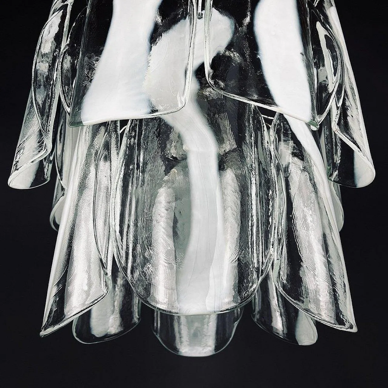 Lampadario in vetro di Murano bianco di Mazzega, anni '60 12