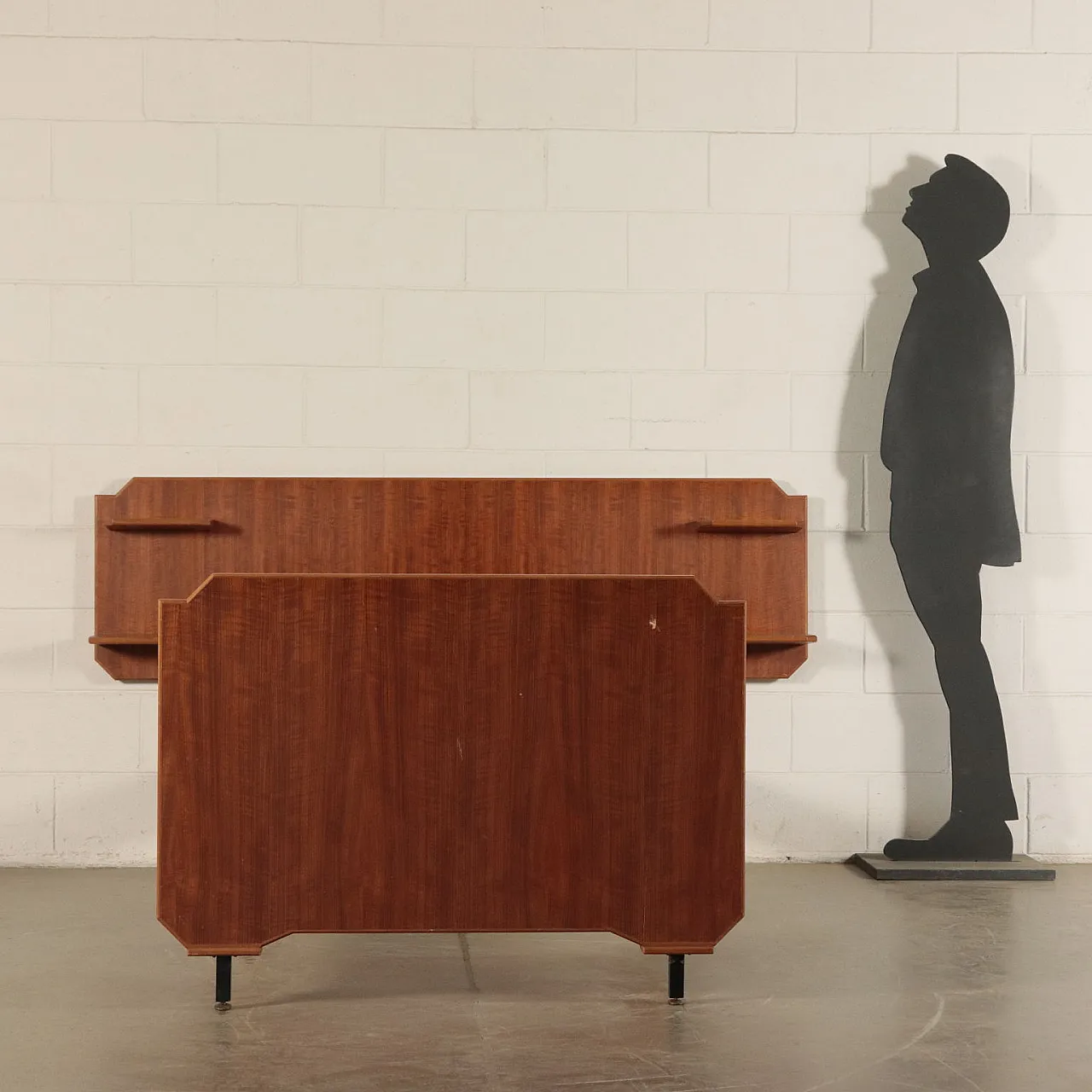 Mahogany veneered single bed frame, 1950s 3