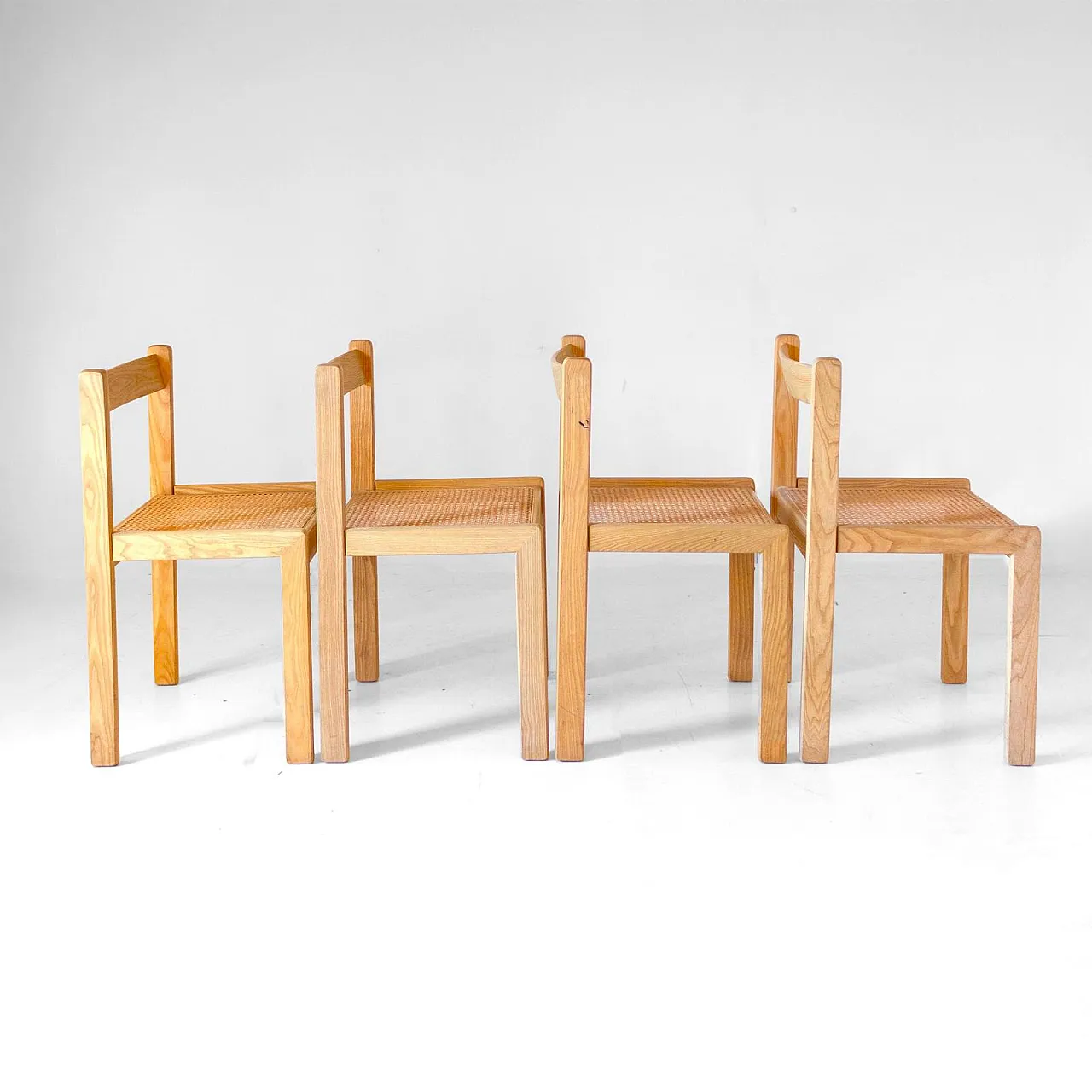 4 oak and straw chairs of Vienna, 70s 3