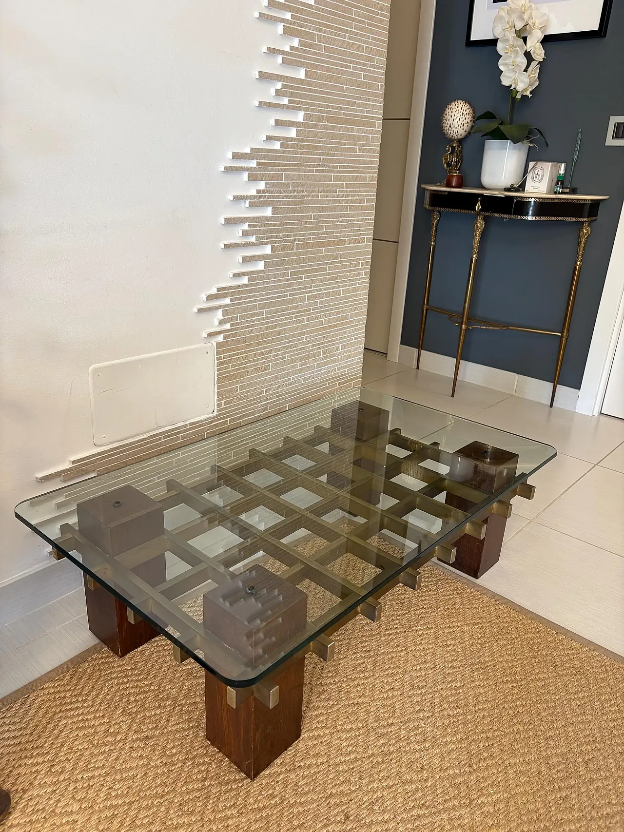 Tavolino da caffè in ottone, legno e vetro, metà '900 6