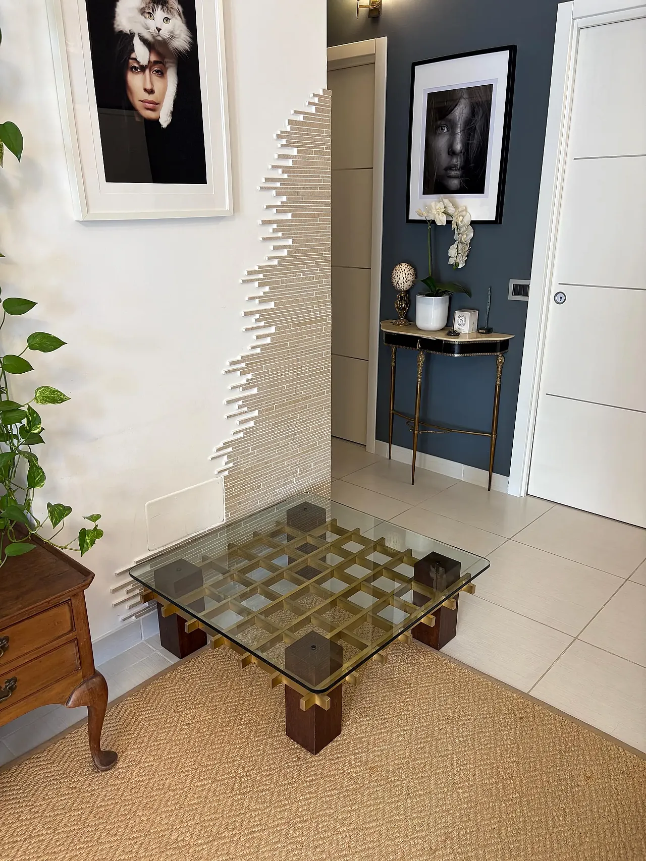 Tavolo space age in ottone, legno, anni '70 10