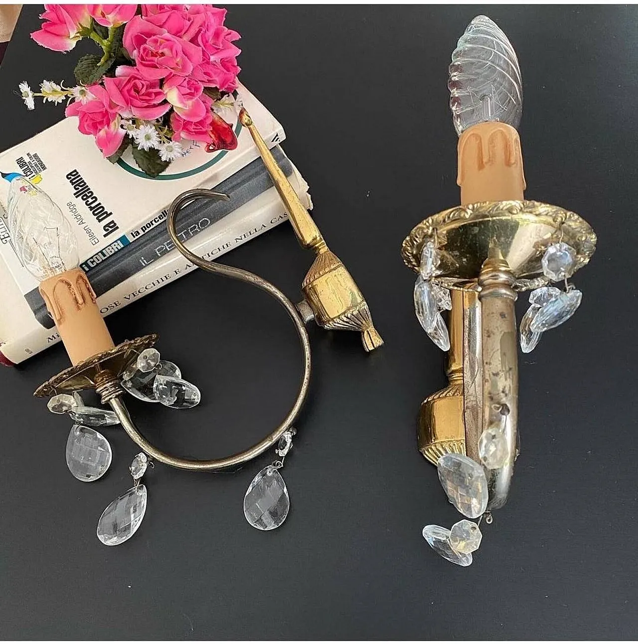 Coppia di applique in ottone e cristallo, '900 4