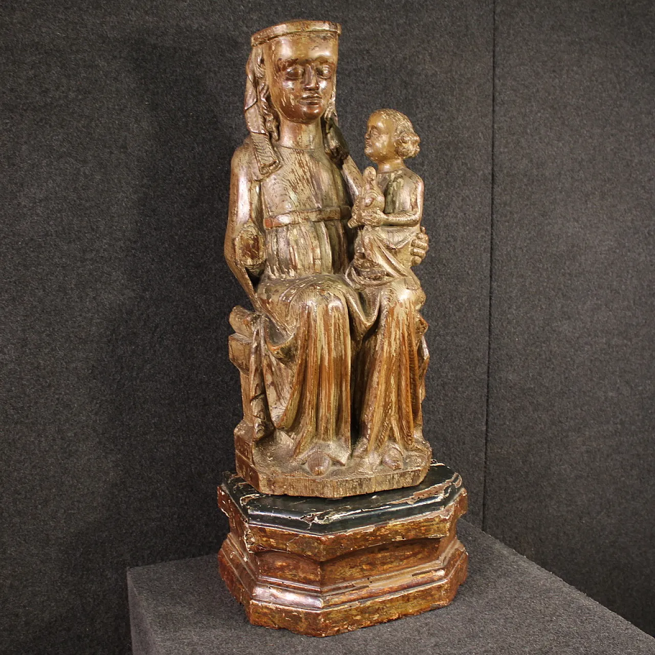 Madonna col Bambino, scultura lignea, '400 4