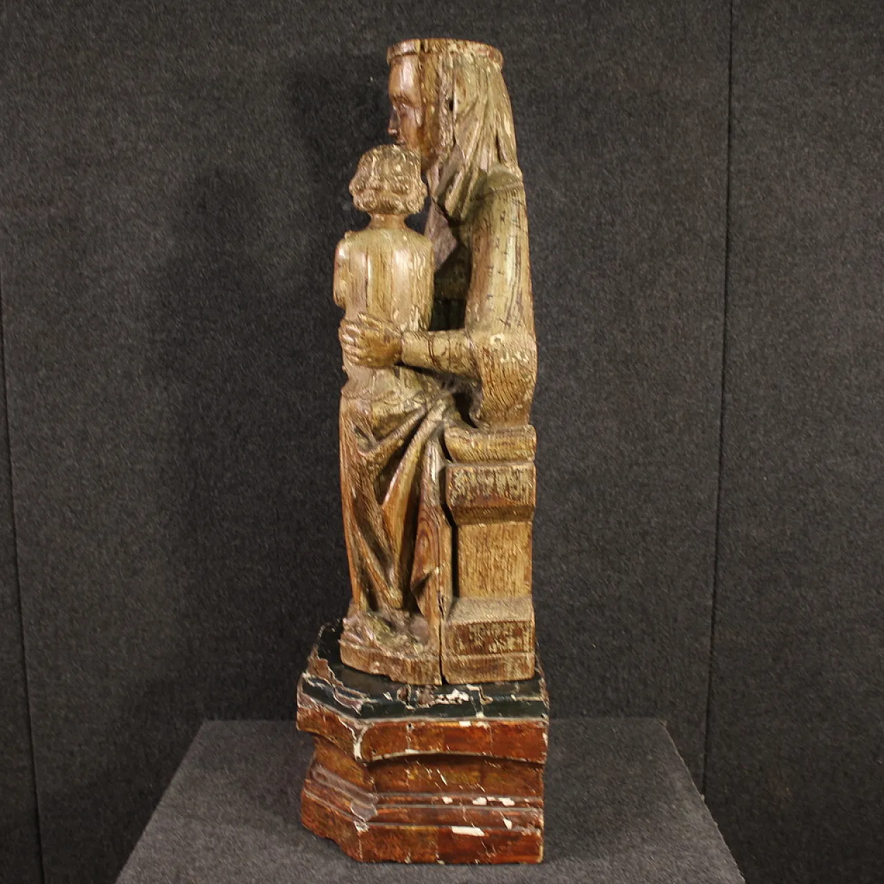 Madonna col Bambino, scultura lignea, '400 5