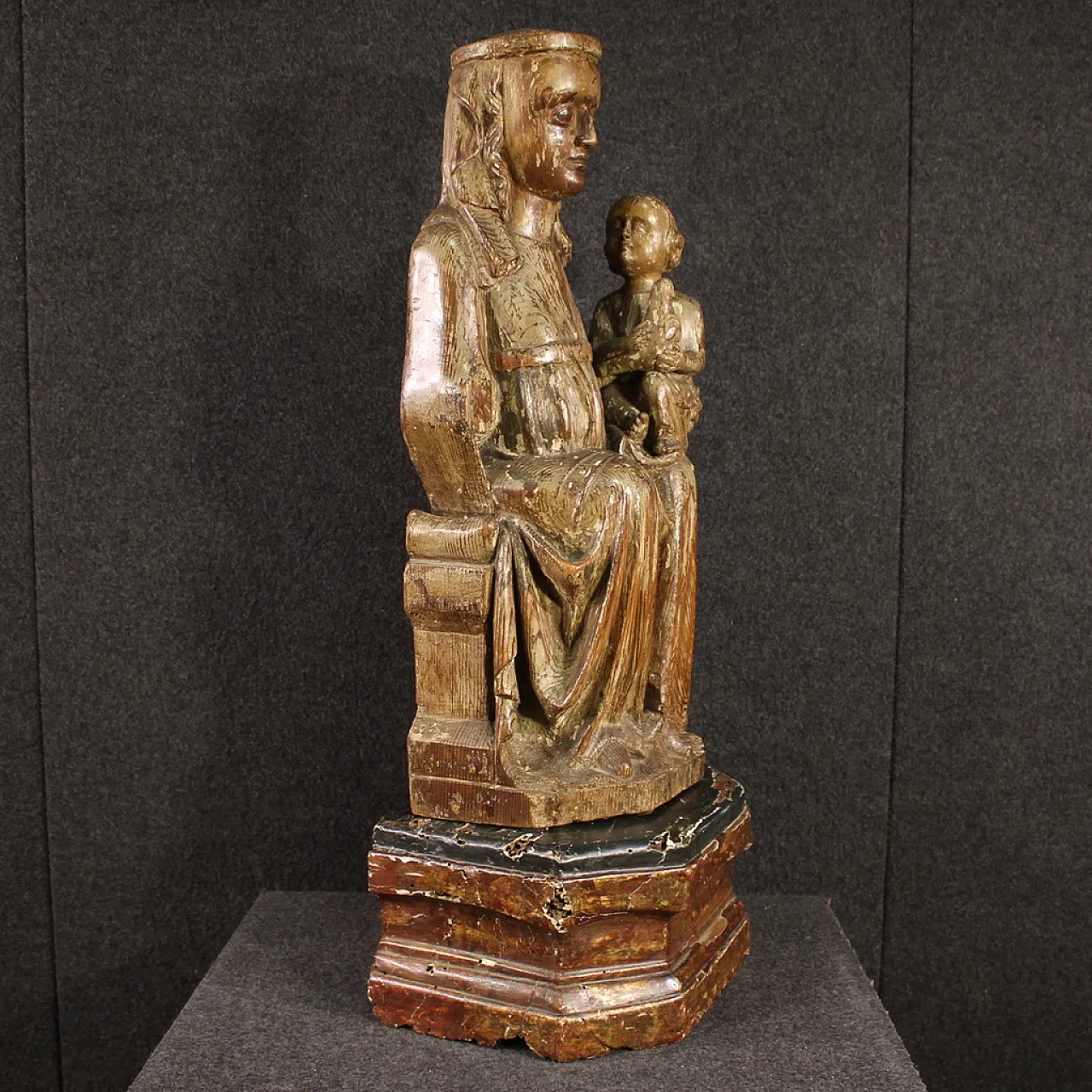 Madonna col Bambino, scultura lignea, '400 7