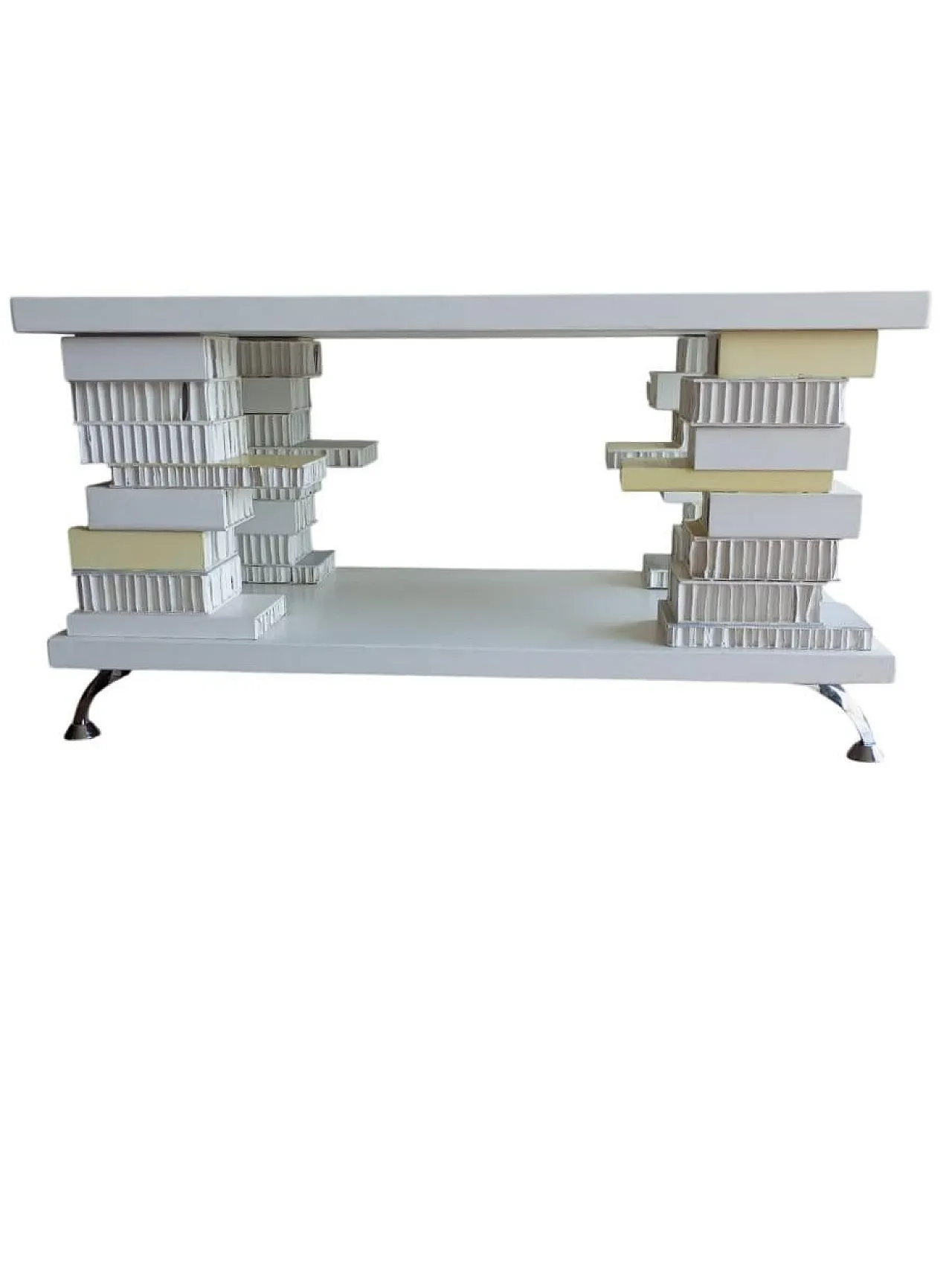 Sculptural table with artistic design, 1970s 2