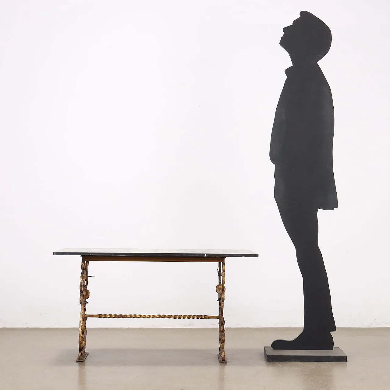 Tavolino da caffè in ferro battuto, '900 2