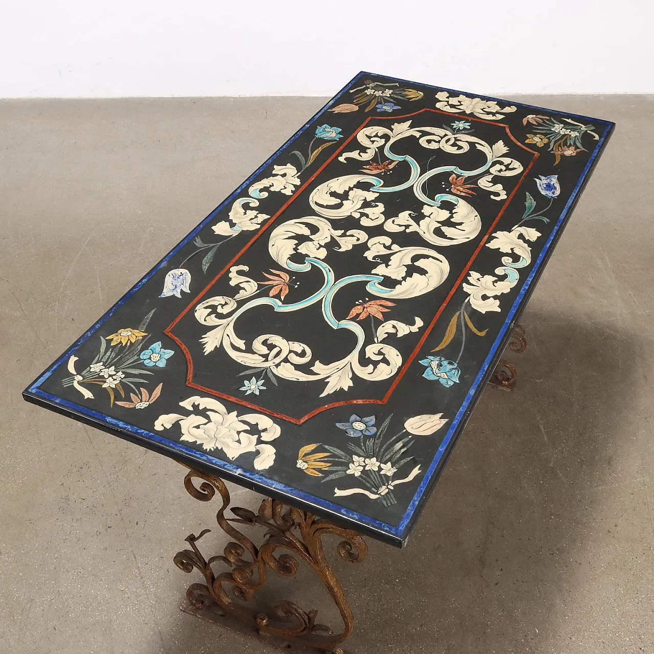 Tavolino da caffè in ferro battuto, '900 3